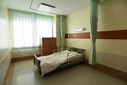 医療法人慈心会 村上病院 病室